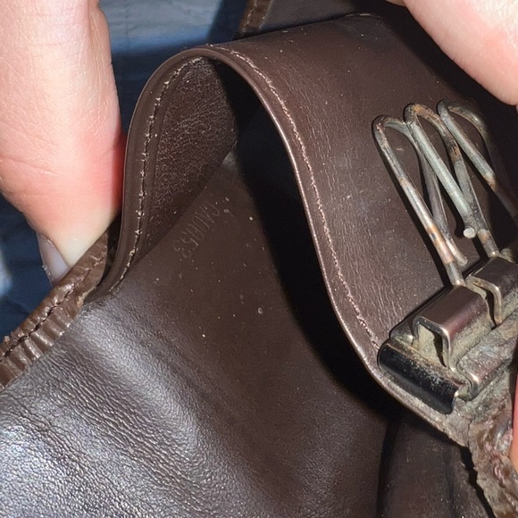 Louis Vuitton Epi key and card holder - Picture 15 of 15